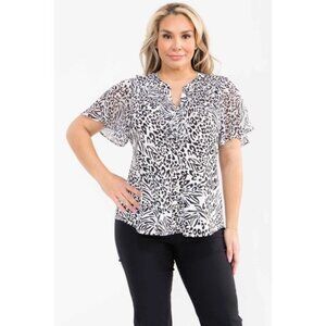 Women's Plus Size Animal Print Blouse Top Shirt Sizes 1X 2X or 3X NEW